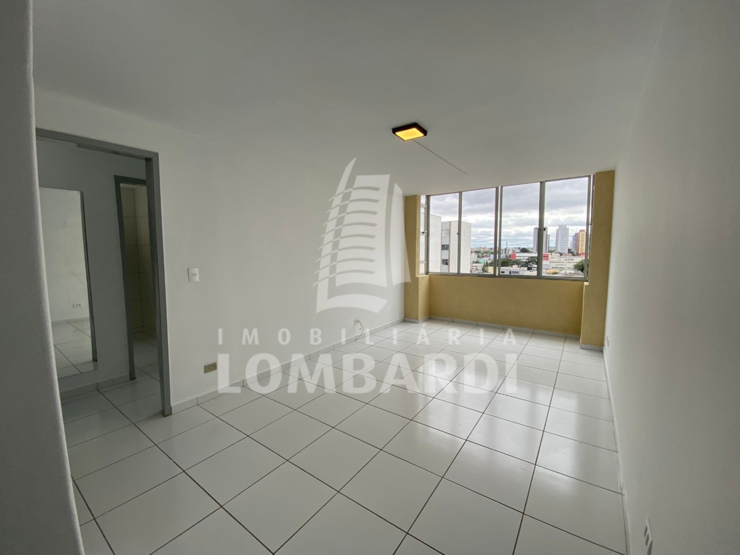 Apartamento no Pinheirinho em Curitiba - Design sem nome - 2025-05-13T173117.263.jpg
