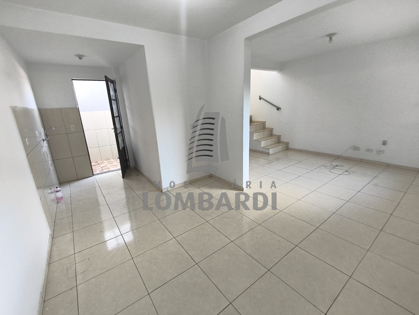 Sobrado no Pinheirinho em Curitiba - IMG_20260406_162202.jpg