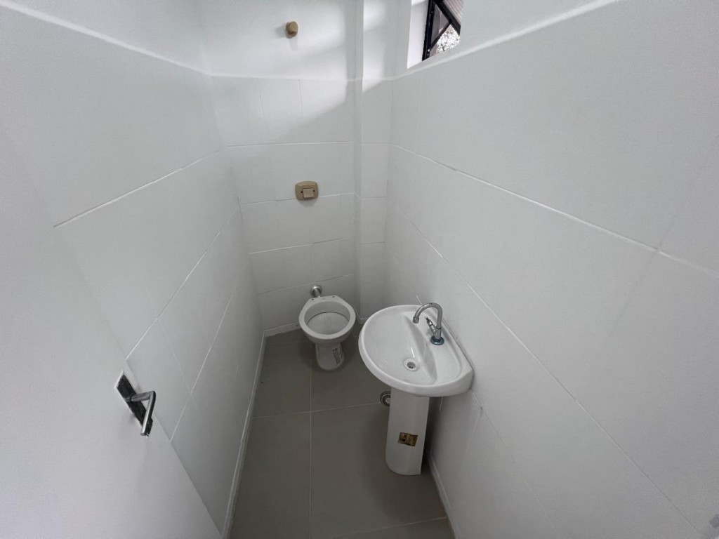 Loja para alugar em Guabirotuba, Curitiba — Portal Chave Fácil