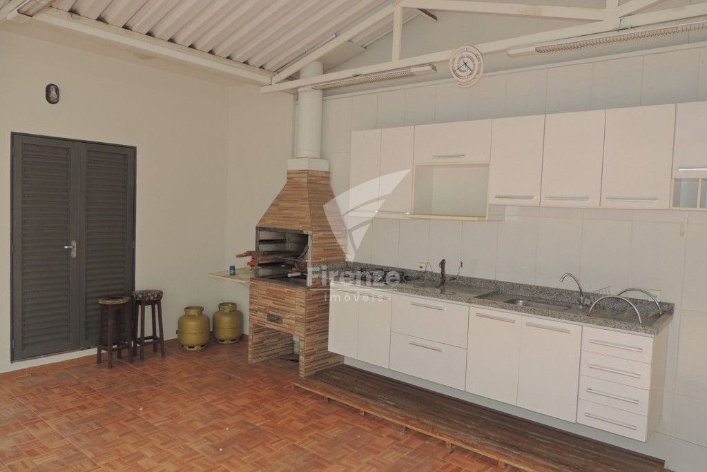 Casa para alugar em Portao, Curitiba — Portal Chave Fácil