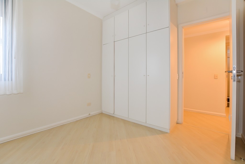 Apartamento à venda e para alugar em Bigorrilho, Curitiba — GOMES CONSULTOR IMOBILIARIO LTDA.