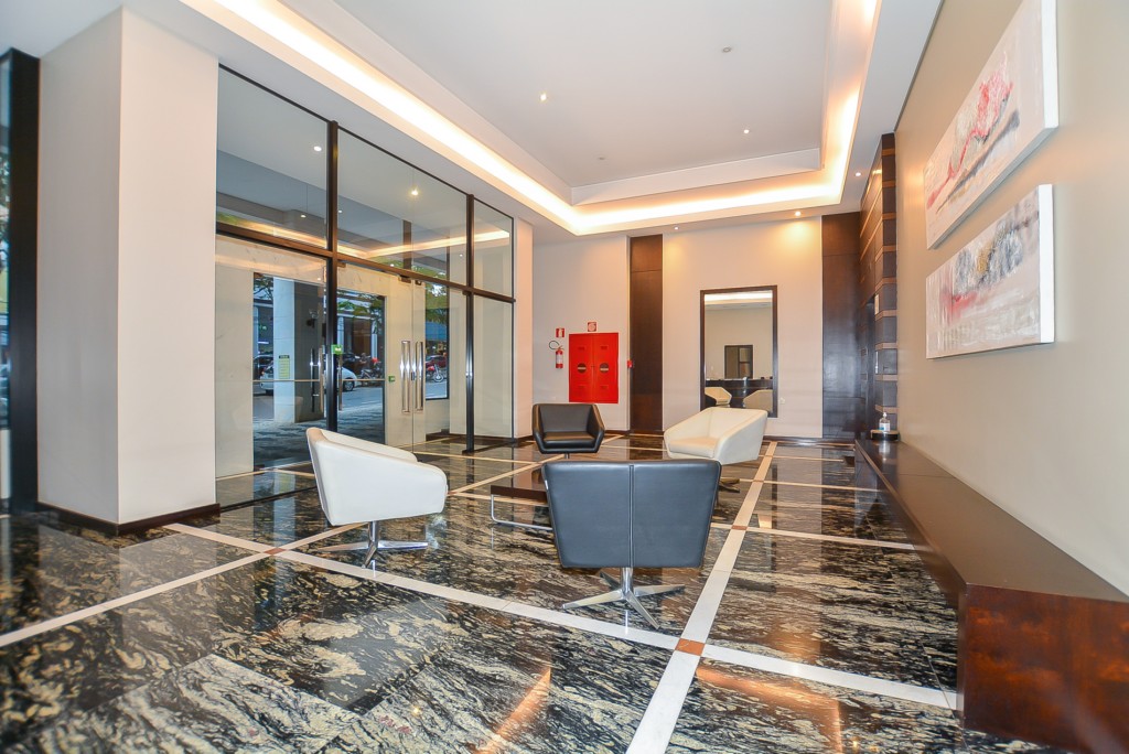 Apartamento à venda e para alugar em Bigorrilho, Curitiba — GOMES CONSULTOR IMOBILIARIO LTDA.