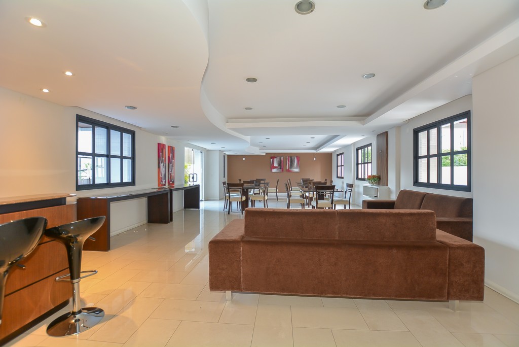 Apartamento à venda e para alugar em Bigorrilho, Curitiba — GOMES CONSULTOR IMOBILIARIO LTDA.
