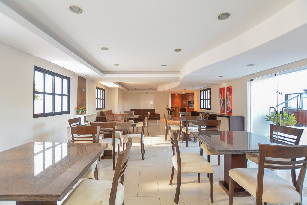 Apartamento à venda e para alugar em Bigorrilho, Curitiba — GOMES CONSULTOR IMOBILIARIO LTDA.
