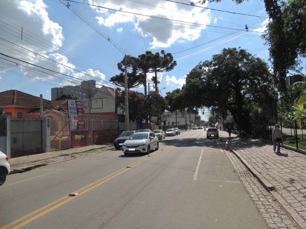 Terreno/Área à venda em Portao, Curitiba — Portal Chave Fácil