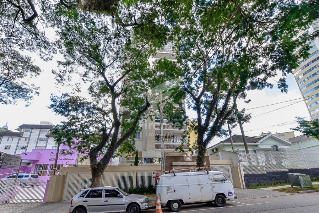 Apartamento à venda e para alugar em Merces, Curitiba — Portal Chave Fácil