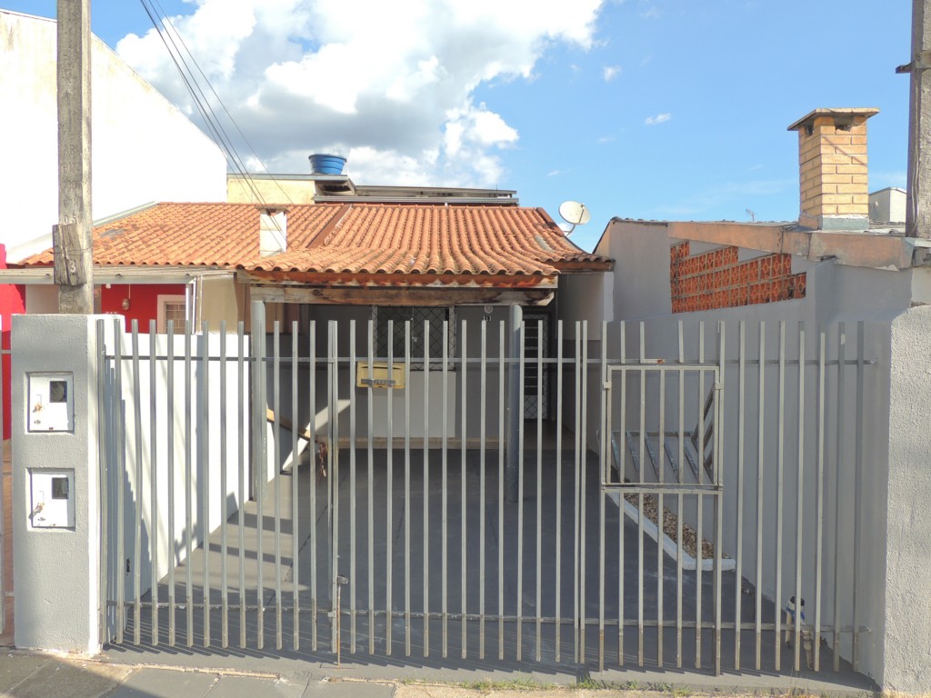 Casa para alugar em Campo De Santana, Curitiba — Portal Chave Fácil