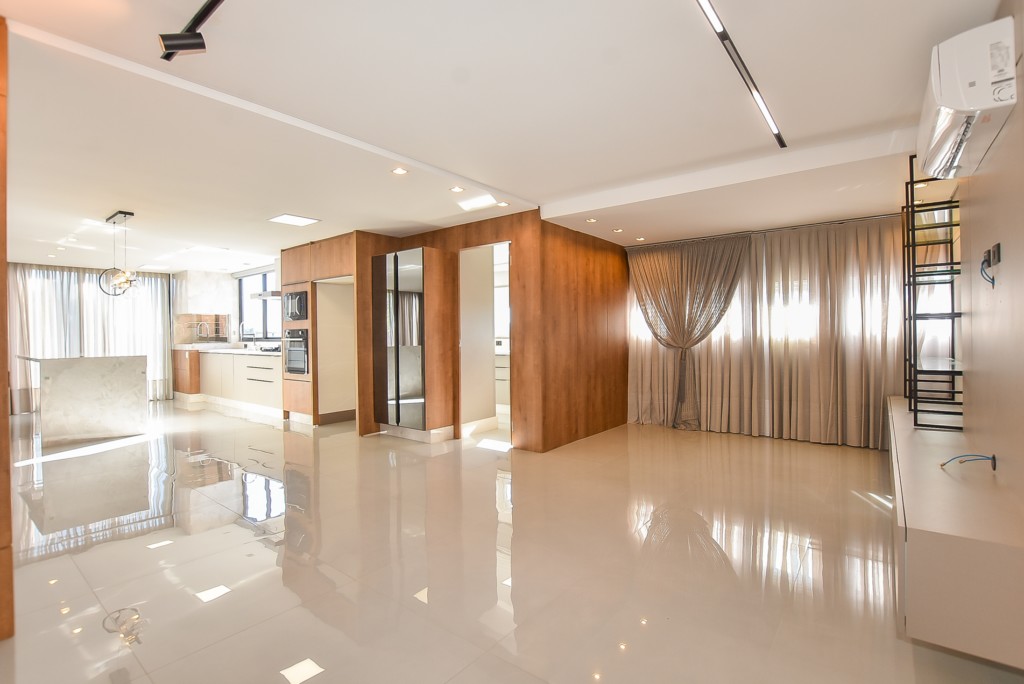 Apartamento à venda em Campo Comprido, Curitiba — Portal Chave Fácil
