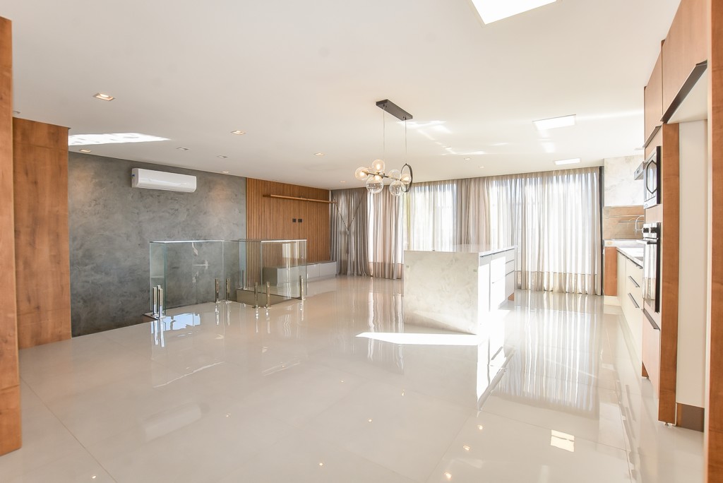 Apartamento à venda em Campo Comprido, Curitiba — Portal Chave Fácil