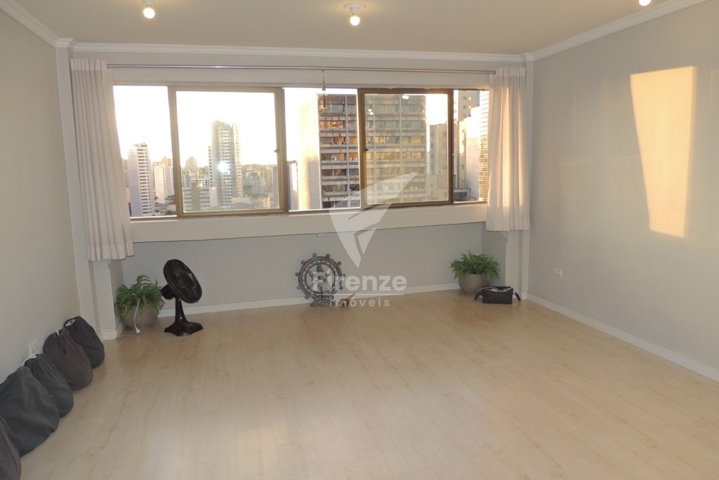 Sala/Conjunto Comercial para alugar em Centro, Curitiba — Portal Chave Fácil
