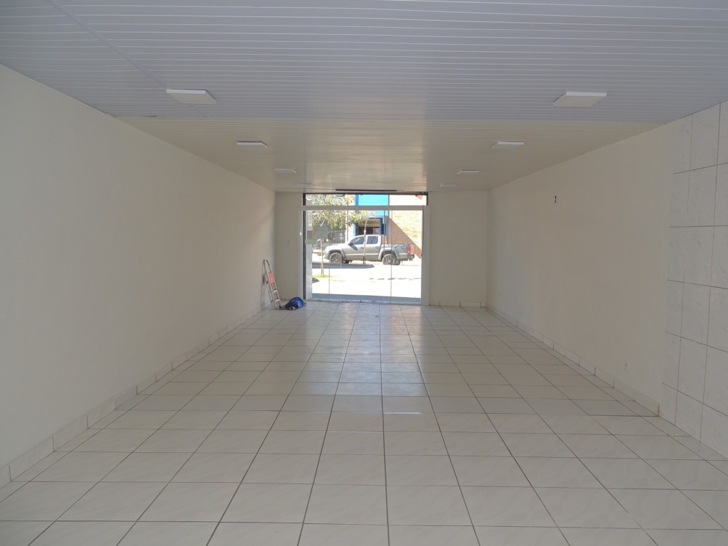 Loja para alugar em Novo Mundo, Curitiba — Portal Chave Fácil