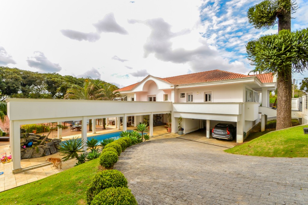 Casa à venda em Seminario, Curitiba — Portal Chave Fácil
