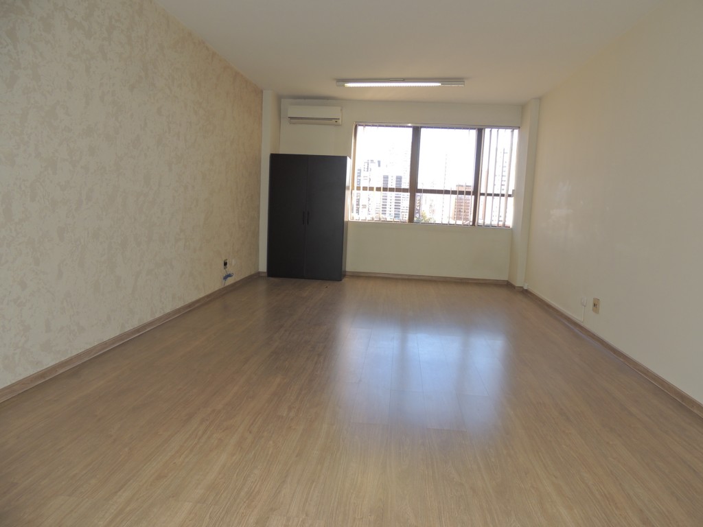 Sala/Conjunto Comercial à venda em Centro, Curitiba — Portal Chave Fácil