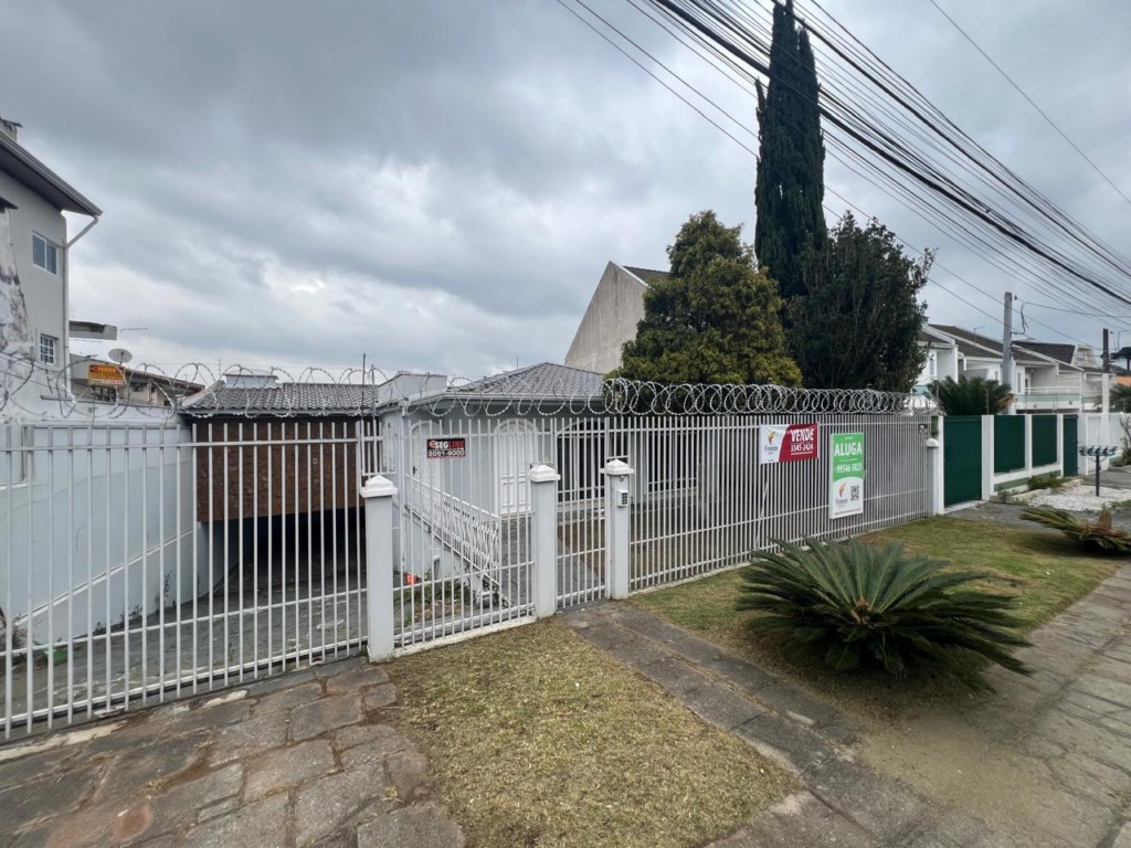 Casa à venda e para alugar em Guabirotuba, Curitiba — Portal Chave Fácil