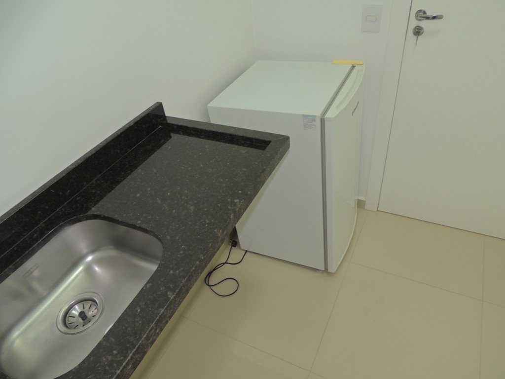 Sala/Conjunto Comercial à venda e para alugar em Centro, Curitiba — Portal Chave Fácil