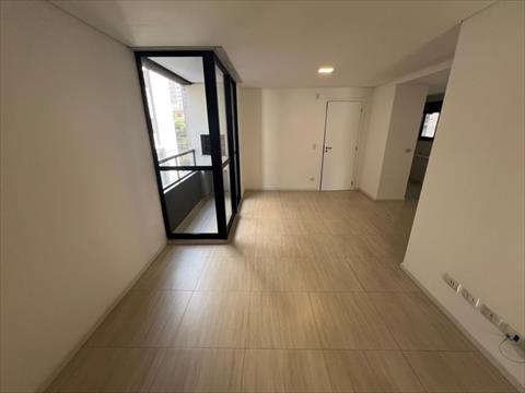 Apartamento para locacao no Novo Mundo em Curitiba com 122,42m² por R$ 3.125,00