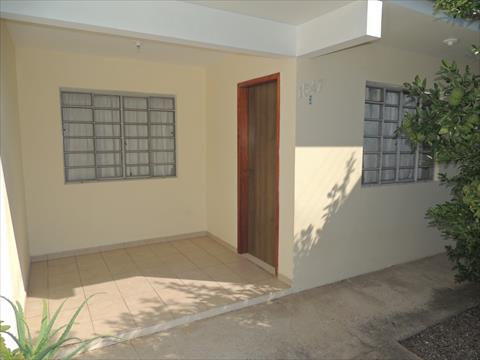 Casa Residencial para locacao no Portao em Curitiba com 80m² por R$ 2.400,00