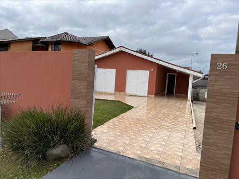 Casa Residencial para locacao no Jardim Santa Monica em Colombo com 120m² por R$ 3.062,50