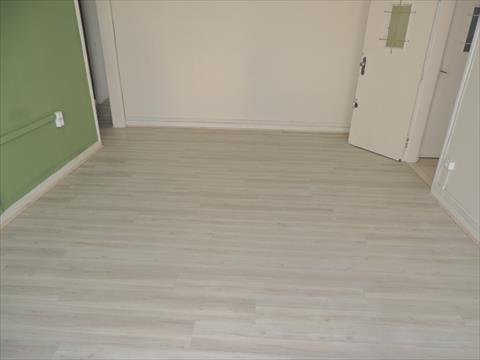 Cjto Comercial_sala para locacao no Portao em Curitiba com 58m² por R$ 2.748,00
