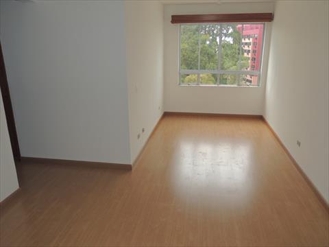 Apartamento para locacao no Portao em Curitiba com 123,56m² por R$ 2.875,00