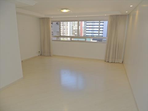 Apartamento para venda no Centro em Curitiba com 186,68m² por R$ 800.000,00