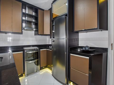 Sobrado para venda no Jardim das Americas em Curitiba com 161,14m² por R$ 890.000,00