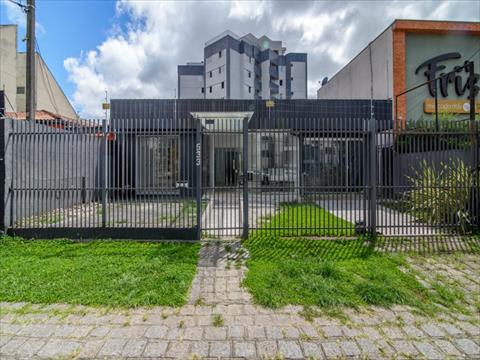 Casa Comercial para locacao no Agua Verde em Curitiba com 118,4m² por R$ 9.600,00