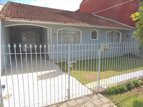 Casa Residencial para locacao no Fazendinha em Curitiba com 140m² por R$ 3.840,00