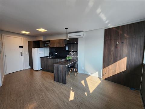 Apartamento para locacao no Reboucas em Curitiba com 60m² por R$ 2.500,00