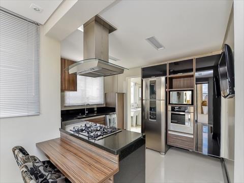 Apartamento para locacao no Bigorrilho em Curitiba com 352m² por R$ 11.125,00