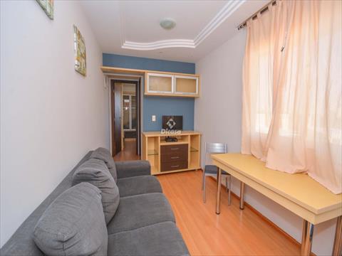 Apartamento para locacao no Alto da Rua XV em Curitiba com 65m² por R$ 2.875,00