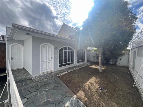 Casa Residencial para vendalocacaovenda e locacao no Guabirotuba em Curitiba com 223m² por R$ 1.345.000,007.500,00