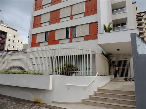 Apartamento para locacao no Centro em Curitiba com 216,84m² por R$ 4.560,00