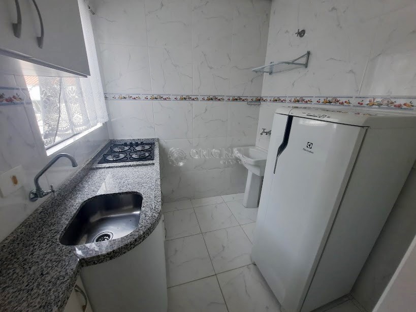 Apartamento para locacao no Sao Francisco em Curitiba com 37m² por R$ 1.833,33