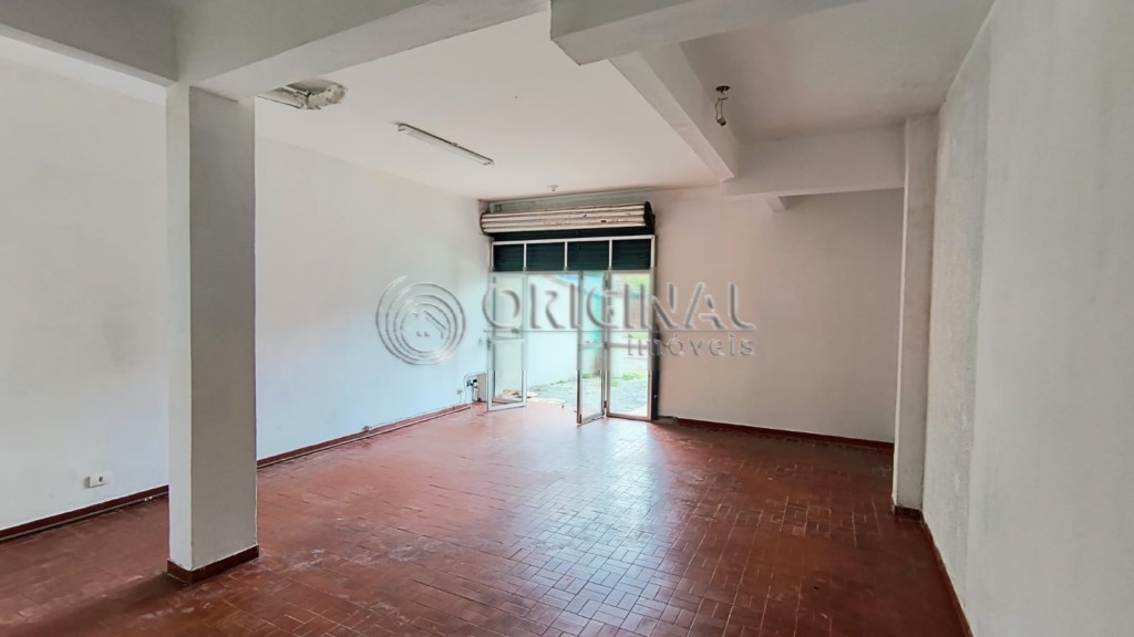 Loja para locacao no Reboucas em Curitiba com 40m² por R$ 2.000,00