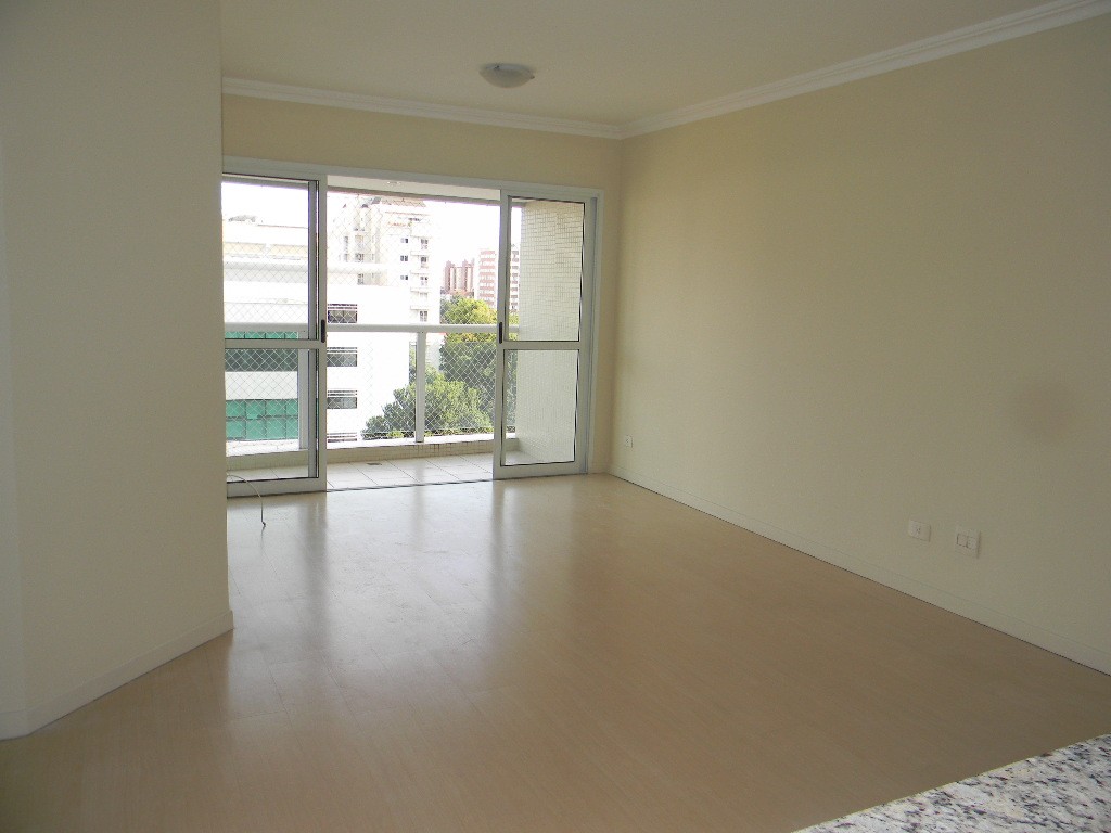 Apartamento para locacao no Batel em Curitiba com 138m² por R$ 3.555,55