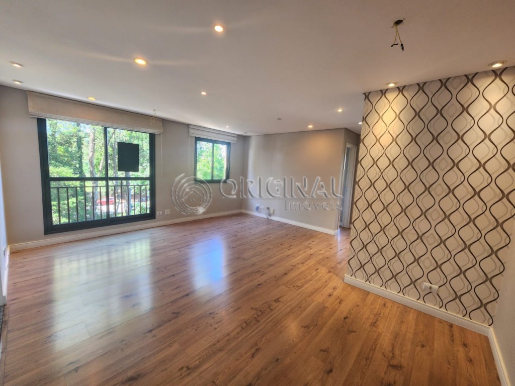 Apartamento para locacao no Ecoville em Curitiba com 78m² por R$ 2.555,55