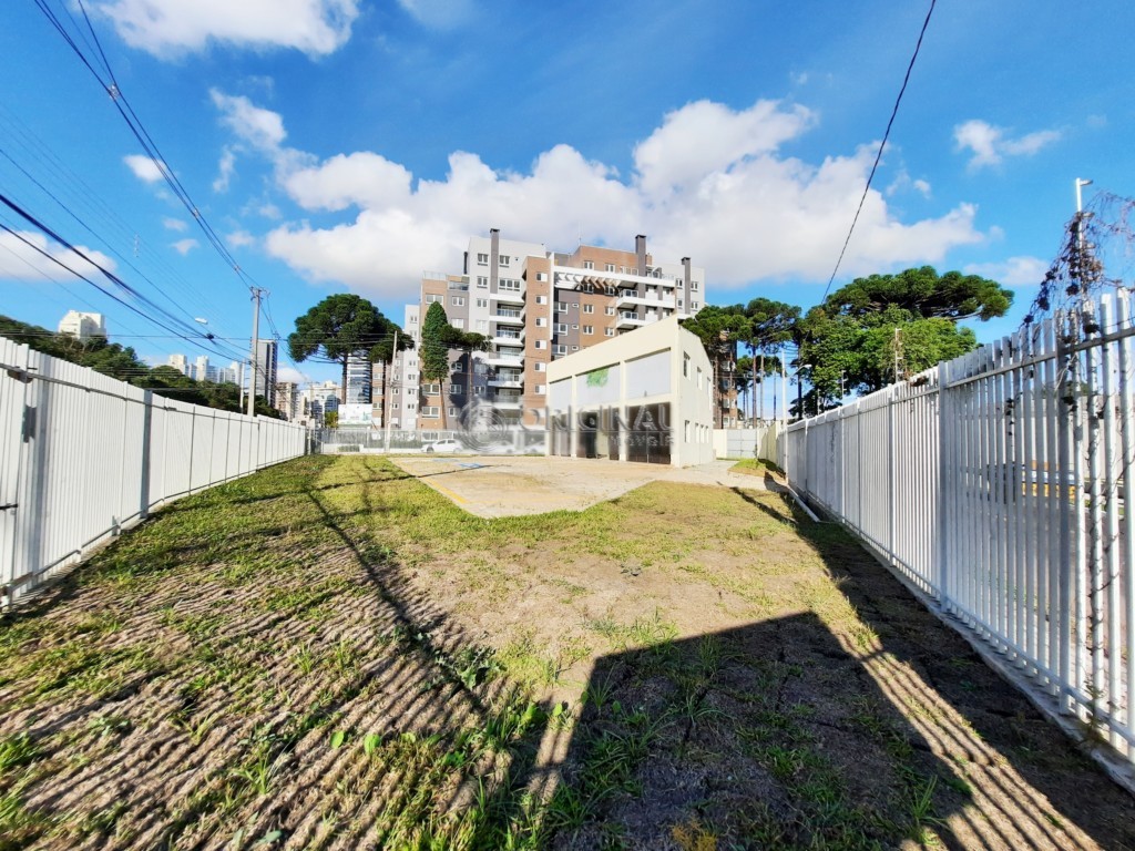 Loja para locacao no Mossungue em Curitiba com 250m² por R$ 16.666,66