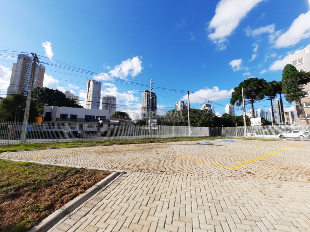 Loja para locacao no Mossungue em Curitiba com 250m² por R$ 16.666,66