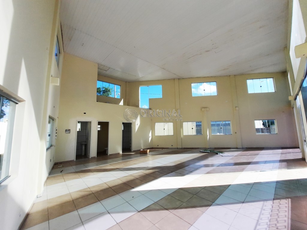 Loja para locacao no Mossungue em Curitiba com 250m² por R$ 16.666,66