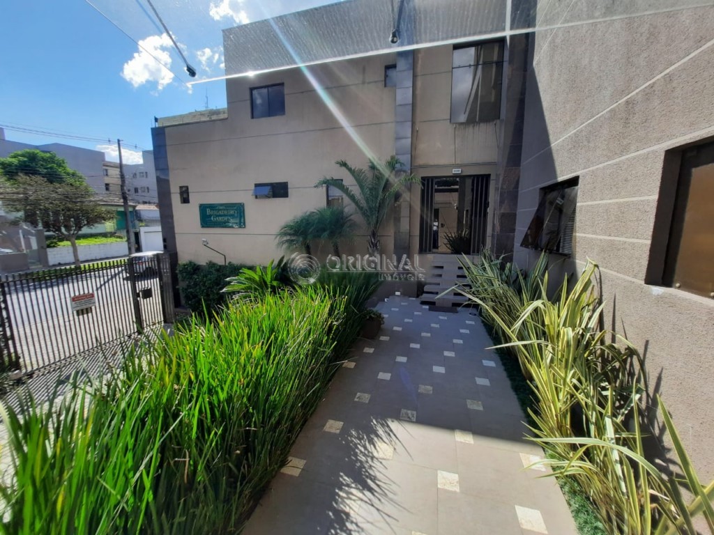 Apartamento para locacao no Batel em Curitiba com 70m² por R$ 1.766,66