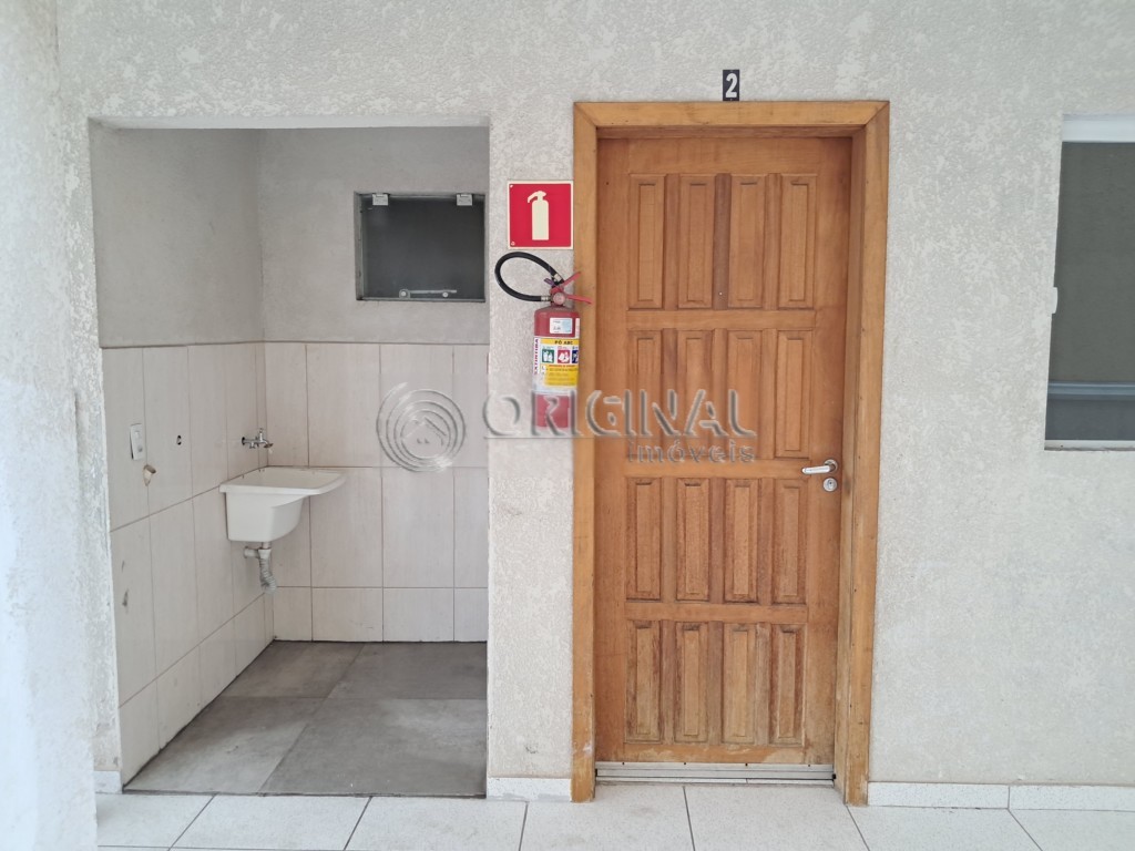 Apartamento para locacao no Fazendinha em Curitiba com 46m² por R$ 1.611,11