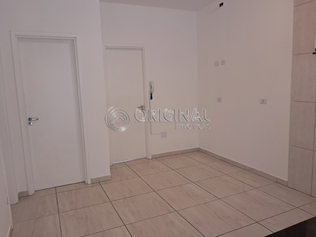 Apartamento para locacao no Fazendinha em Curitiba com 46m² por R$ 1.611,11