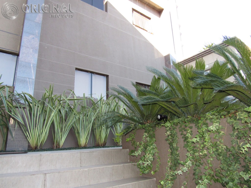 Apartamento para locacao no Batel em Curitiba com 40m² por R$ 1.766,66