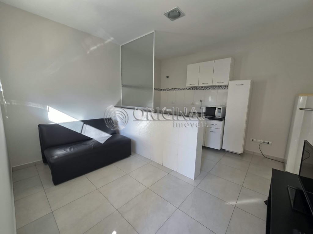 Apartamento para locacao no Batel em Curitiba com 40m² por R$ 1.766,66