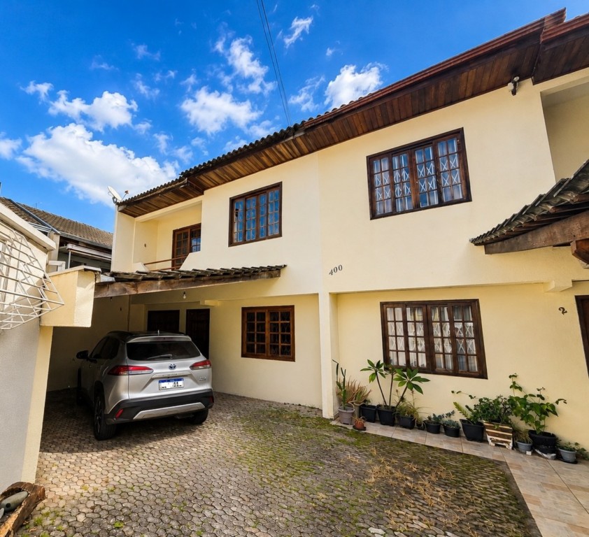 Casa para alugar em Jardim Das Americas, Curitiba — Portal Chave Fácil