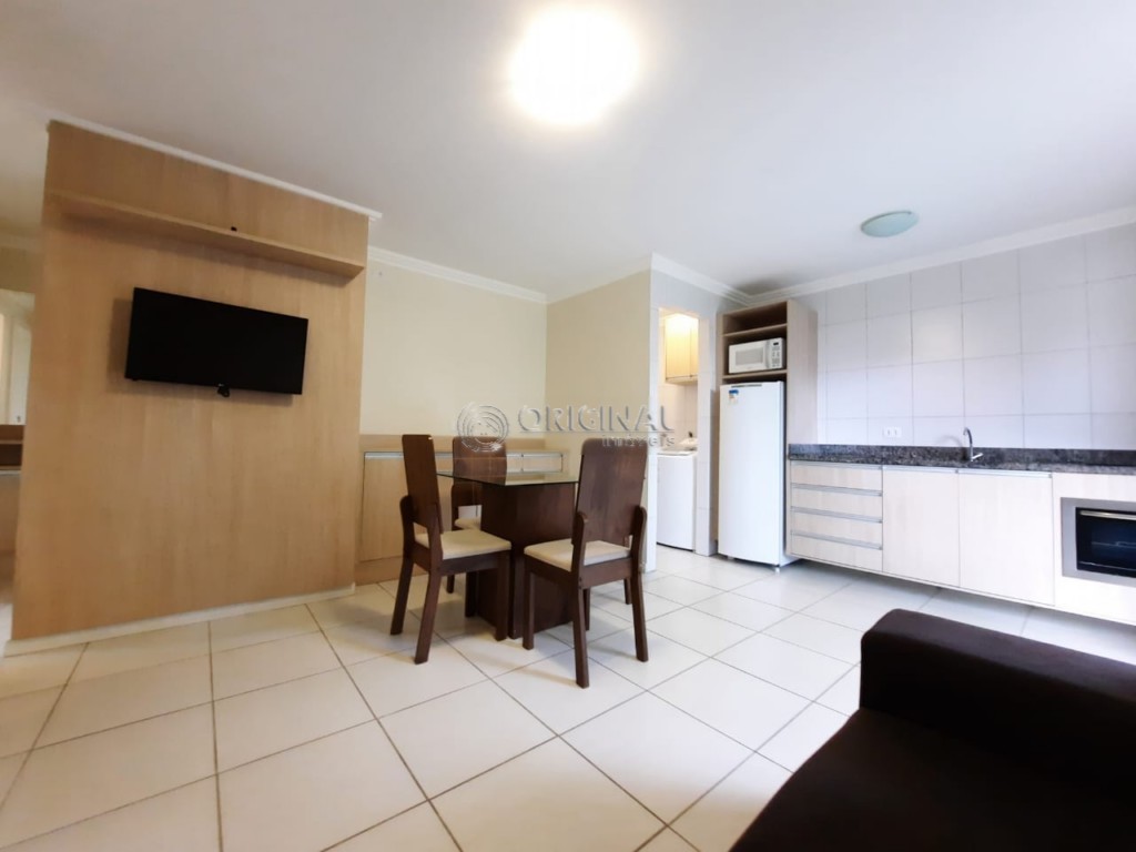 Apartamento para locacao no Vista Alegre em Curitiba com 75m² por R$ 2.666,66