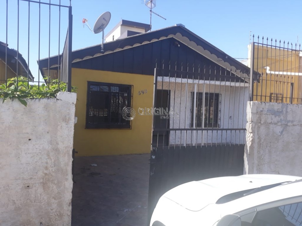 Casa Residencial para locacao no Fazendinha em Curitiba com 88m² por R$ 2.111,11