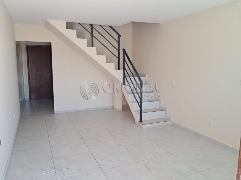 Sobrado para locacao no Augusta em Curitiba com 0m² por R$ 1.722,22