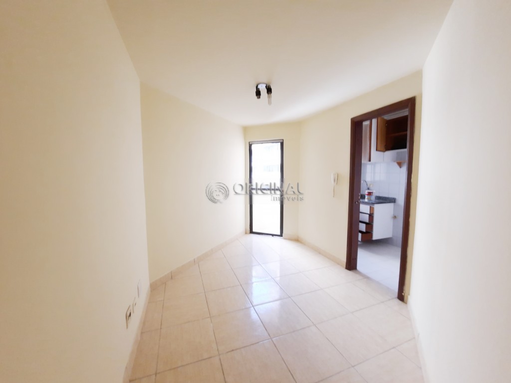 Apartamento para locacao no Cristo Rei em Curitiba com 47m² por R$ 1.444,44